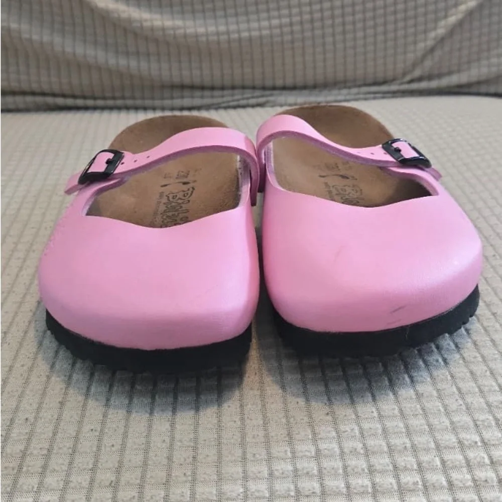 Charming Pink Kids Slippers